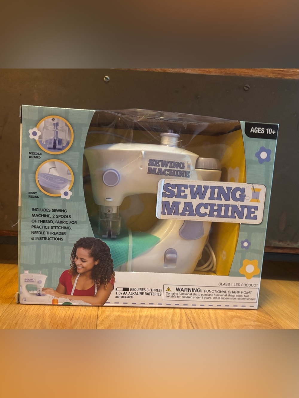 Children's Sewing Machine - Picture 2 of 5